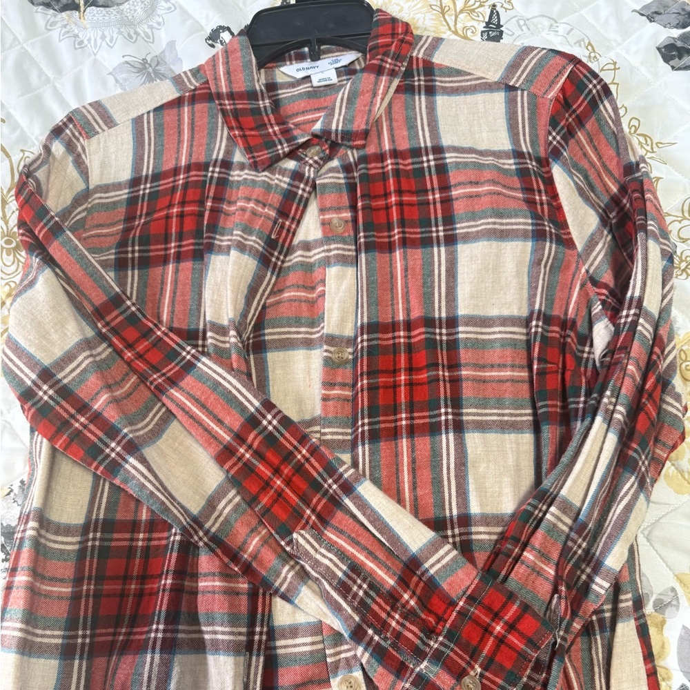 Old Navy Burgandy and Cream Plaid Button-Down Shirt for Women
